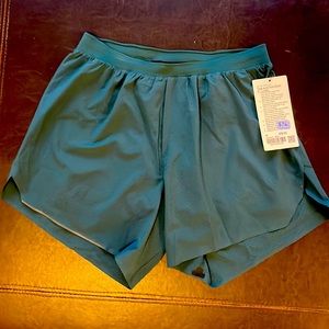 Lulu lemon men’s fast and free lined 6” short new with tags